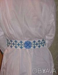 Блуза из бязи с поясом, ручная вышивка, очень лёгкая и элегантная.. . фото 3
