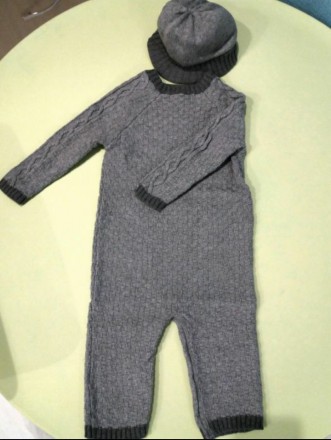 Модный вязанный комплект: комбезик с кепочкой серого цвета. Размер 74 на 6-9 мес. . фото 4