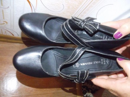 туфли нарядные, с бантом ( растягивается на резинке) , почти новые ,размер 40. к. . фото 4