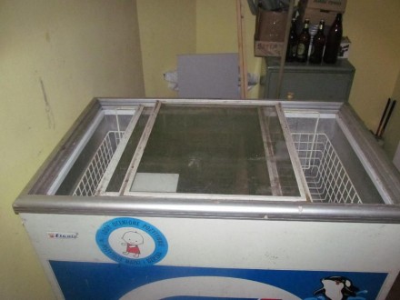 продам  ларь  морозильный, б/у, 403 литра,  размеры - 105 х 65 х 90 см;  под  ре. . фото 2