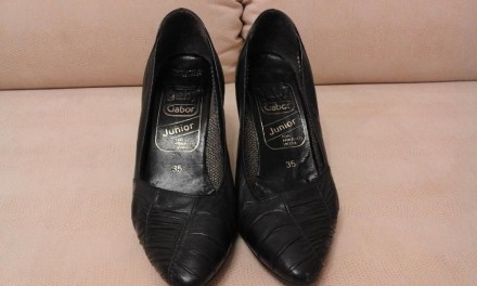 Туфли ( Австрия ) - классическая модель, кожа ,35р., б/у, цвет чёрный, в хорошем. . фото 2