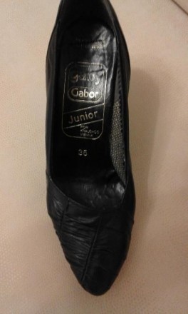 Туфли ( Австрия ) - классическая модель, кожа ,35р., б/у, цвет чёрный, в хорошем. . фото 3
