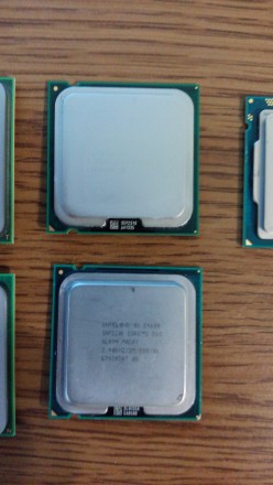Процессоры Intel и AMD 
Все проверены в рабочем состоянии! 

INTEL 
Pentium . . фото 4