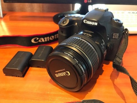 Фотоаппарат Canon EOS 60D с объективом canon ef-s 17-85mm. Камера в превосходном. . фото 3