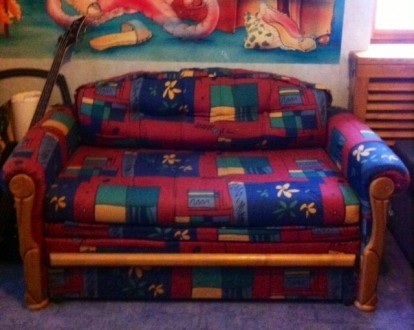 Продам детский раскладной диванчик. Размер спального места 115*180. Удобное, без. . фото 2