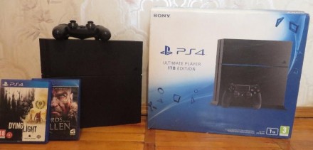 Sony PlayStation 4 1TB [CUH-1216B] в отличном состоянии.

Комплектация:
- при. . фото 3