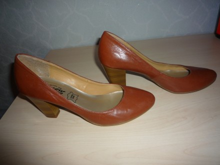 Продам очень красивые, классические, полностью кожаные женские туфли. Цвет корич. . фото 3