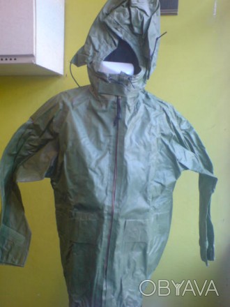 Куртка, предназначенная для ношения поверх верхней одежды для защиты от проливно. . фото 1