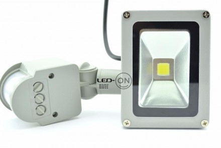 Led прожектор 10W для наружного применения с датчиком движения, рабочее напряжен. . фото 4
