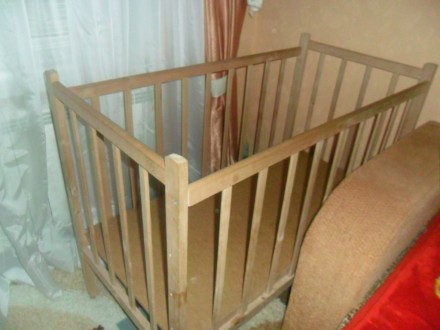 Детская кроватка в хорошем состоянии. . фото 2