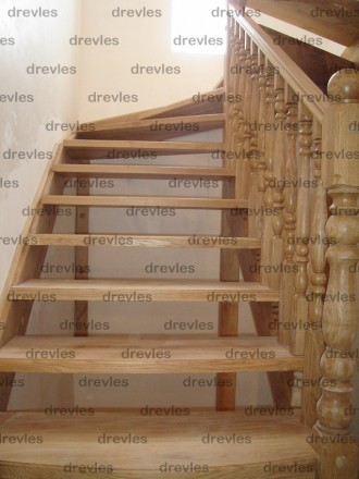 Предлагаем услуги по изготовлению деревянных лестниц под ключ (сосна, ольха, ясе. . фото 3