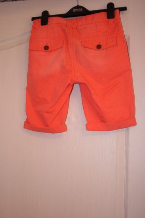 Продам шорты Benetton,ярко оранжевые,в хорошем состоянии,размер 140см,8-9 лет.Це. . фото 3