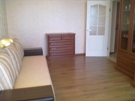 Квартира в хорошем состоянии, с мебелью и техникой  0714596730. Ворошиловский. фото 3