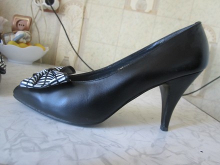 Продам новые туфли женские кожаные ( производство Германия ) . Цвет черный , нос. . фото 7