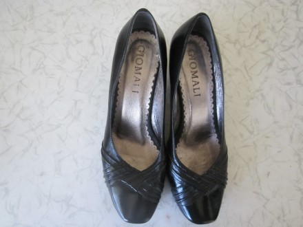 Продам туфли женские кожаные черные , б/у в отличном состоянии ( раза 2 надела -. . фото 2