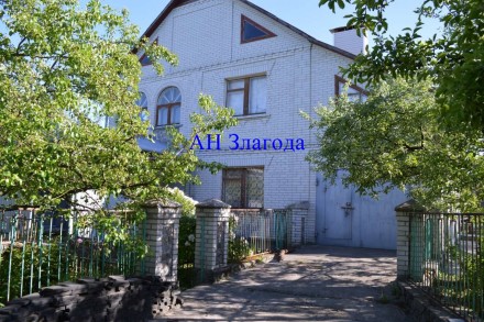Продаж просторого будинка в с. Шкарівка, що в 5 км. від Білої Церкви. Місцерозта. . фото 3