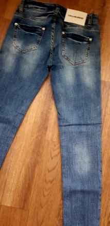 Стильні, універсальні, майже нові жіночі джинси.. . фото 7