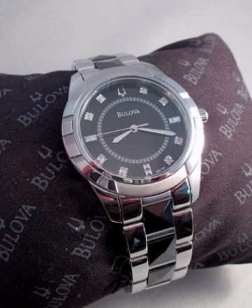 Очень красивые женские часы от бренда Bulova из серии Diamonds инкрустированы 8 . . фото 2