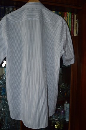 Сорочка чоловіча біла з голубим в полоску, розмір-XL (на шию 43-44),в ідеальному. . фото 3