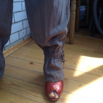 Шелковые штаны свободного кроя ,Promod ,Франция, цвета темного какао , карманы с. . фото 6