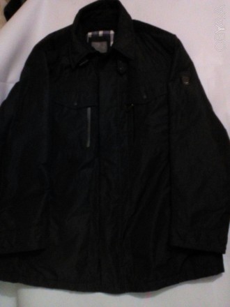 Стильная мужская куртка от бренда Bugatti черного цвета имеет довольно строгий ф. . фото 2