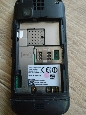 Продам смартфон Nokia C5-03 в рабочем состоянии.В комплекте зарядка,батарея и до. . фото 4