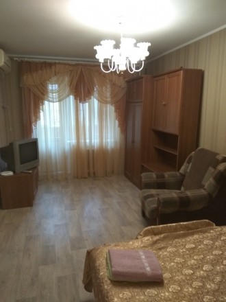 Сдам посуточно 1-комнатную квартиру с ремонтом на Черемушках, на ул. Люстдорфска. . фото 4