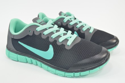 Яркие и стильные кроссовки Nike из текстильной сетки. Отлично смотрятся на ноге.. . фото 2