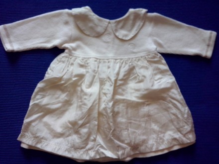 Продам очень красивое теплое платьице кремового цвета, подкладка и нижняя юбка -. . фото 2