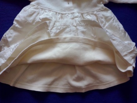 Продам очень красивое теплое платьице кремового цвета, подкладка и нижняя юбка -. . фото 4