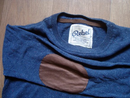 Продаю очень стильный брендовый джемпер глубокого синего цвета от REBEL. Вещь в . . фото 4