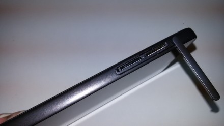 Продам Sony E5  в ідеальному стані. В комплектації є коробка та оригінельне заря. . фото 5