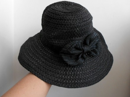 Женская плотная черная шляпа панама с широкими полями и декоративным бантом. Сос. . фото 2