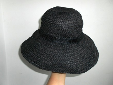 Женская плотная черная шляпа панама с широкими полями и декоративным бантом. Сос. . фото 7