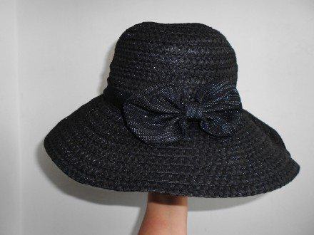 Женская плотная черная шляпа панама с широкими полями и декоративным бантом. Сос. . фото 4