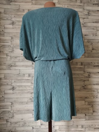 Комбинезон шорты New Look Tall женский зеленый
в хорошем состоянии
Размер 46(М. . фото 7