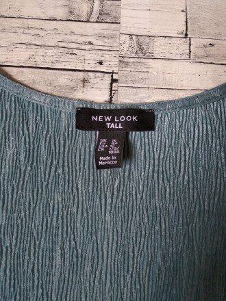Комбинезон шорты New Look Tall женский зеленый
в хорошем состоянии
Размер 46(М. . фото 4