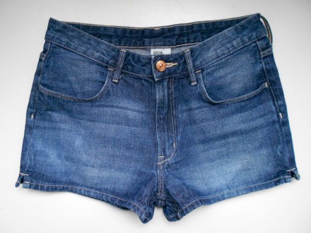 Синие джинсовые шорты на девочку H&M Denim  Made in Bangladesh.
Возраст:  12-13. . фото 2