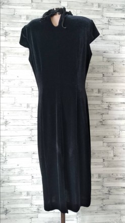 Платье Petro Soroka женское черное велюр
в идеальном состоянии
Размер 48-50(L-. . фото 9