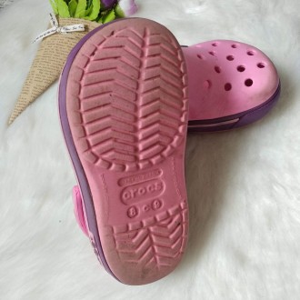 Кроксы аквашузы Crocs оригинал на девочку розовые
в хорошем состоянии
Размер 8. . фото 8