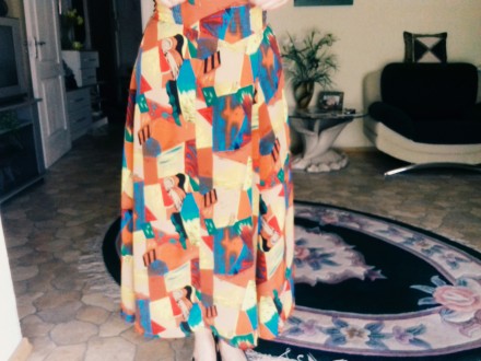 Итальянская  цветная юбка. В хорошем состоянии.. . фото 2