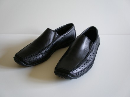 Туфли (слипоны) Rieker из натуральной кожи черного цвета с перфорацией. Внутренн. . фото 2