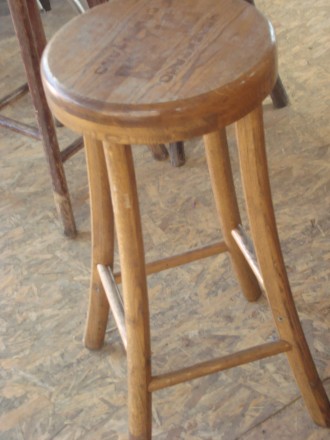 Продаются  стулья барные деревянные б/у для кафе, бара ,кофейни или ресторана . . . фото 4