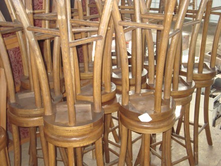 Продаются  стулья барные деревянные б/у для кафе, бара ,кофейни или ресторана . . . фото 3