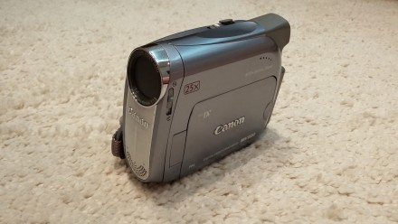Продам кассетную видеокамеру Canоn MV290 Сделана в Японии. Полный комплект. Сост. . фото 2