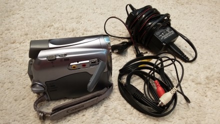 Продам кассетную видеокамеру Canоn MV290 Сделана в Японии. Полный комплект. Сост. . фото 6