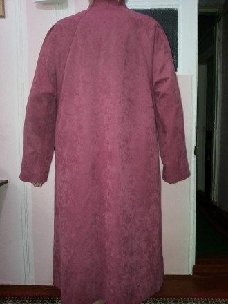 Пальто велюровое розовое размер 50-52 рост 170.. . фото 3