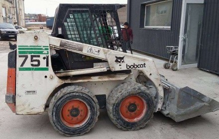 Мини погрузчик Bobcat 751, 2000 год, ~ 3300mh, шины ~ 40% , общий вес 2400 кг, к. . фото 2