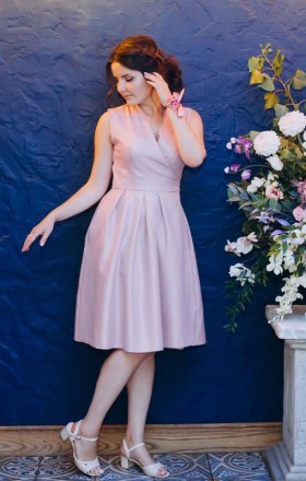 Продам потрясающее платье Constanta с запахом 40 (M-L)
цвет dusty pink (темный . . фото 3