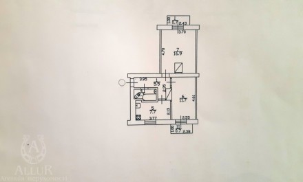 Сталинка с высокими потолками, общая площадь 46 кв.м, индивидуальное отопление, . Круг. фото 4